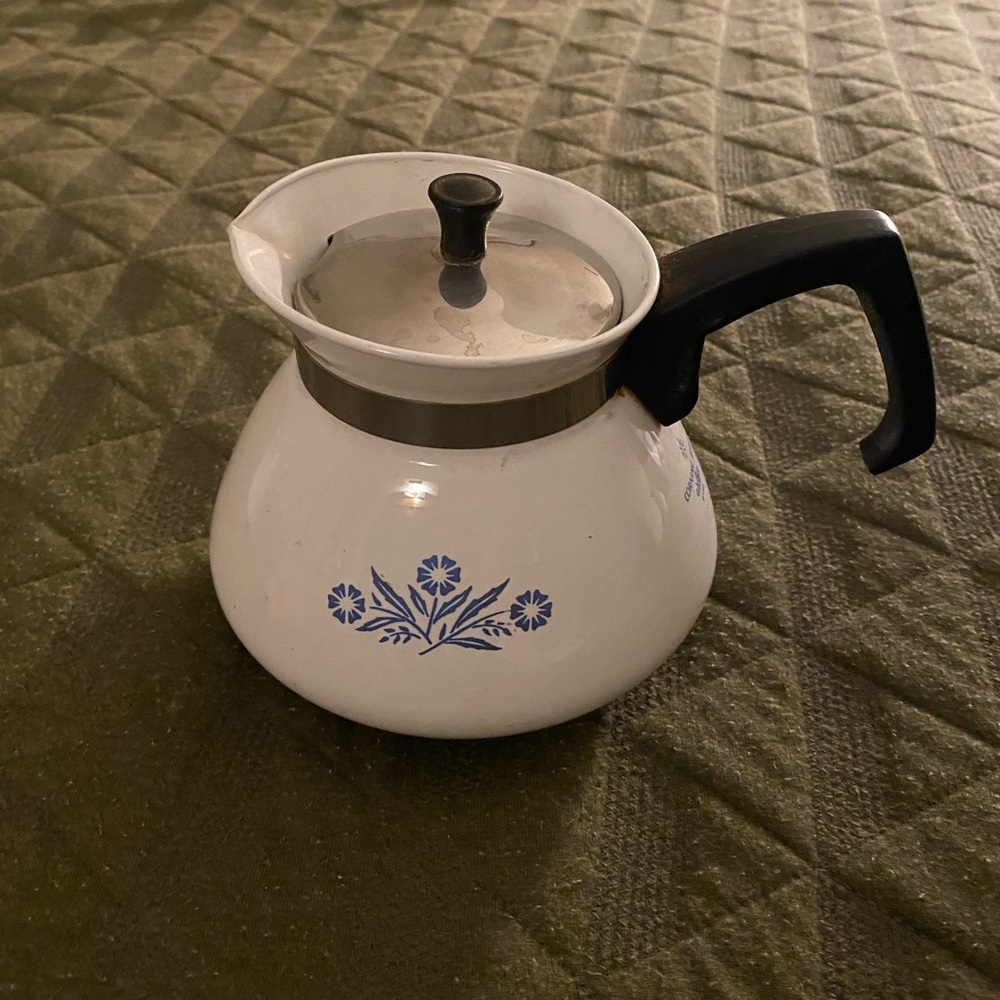 Vintage Pyrex Corning Ware 6 Cup Kettle